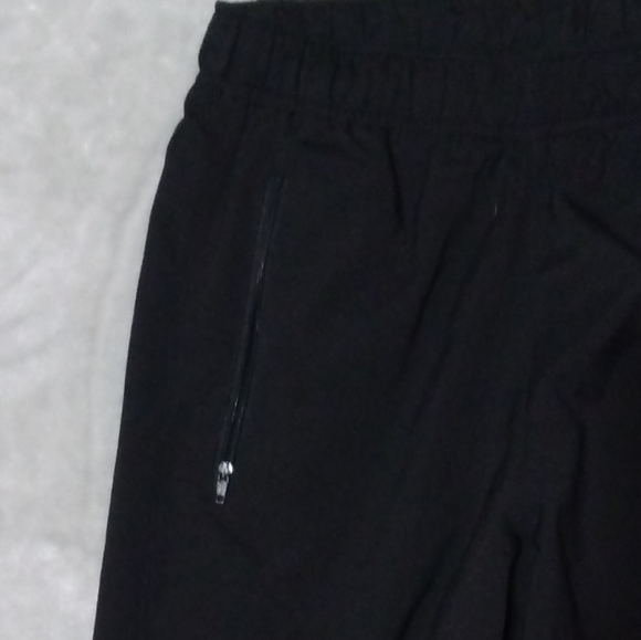 Fila - Picture 3 of 4